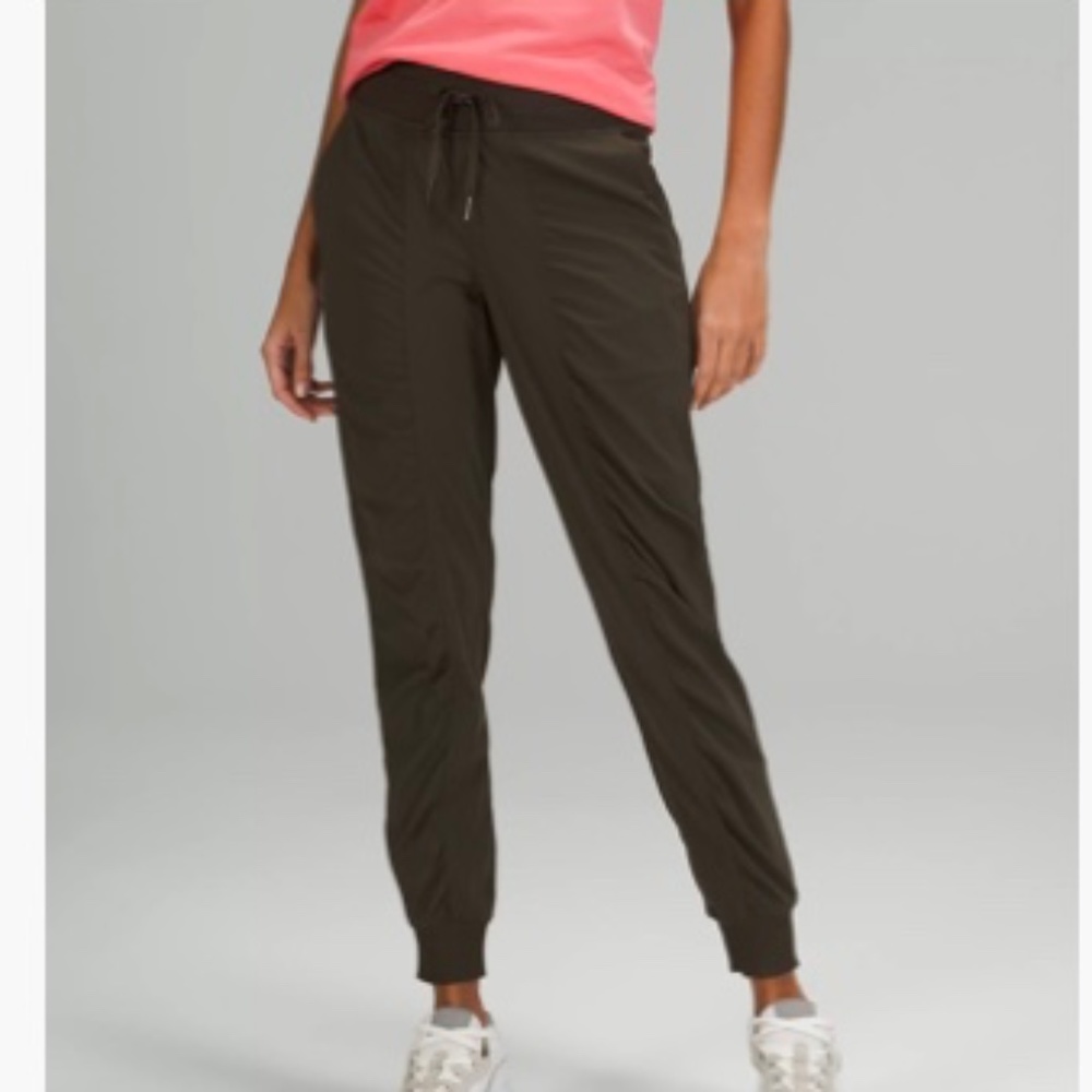 NWT Lululemon Dance Studio Jogger
